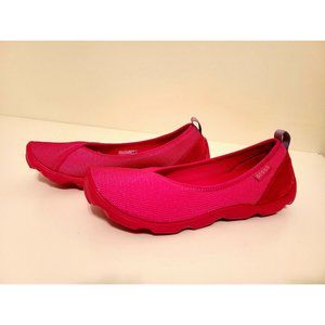 Crocs Hot Pink  Women's Duet Busy Day Mesh Flat 202048 US Womens 6
